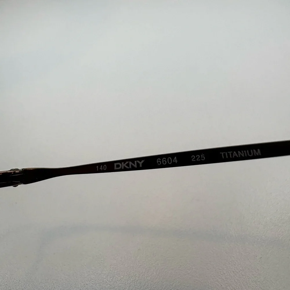 DKNY 6604‎ 225 TITANIUM EYEGLASSES FRAMES 46•19•140